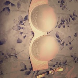 42c strapless bra from Torrid